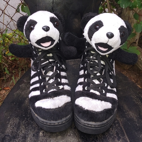 adidas panda shoes